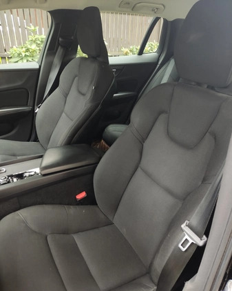 Volvo V60 cena 69699 przebieg: 280960, rok produkcji 2018 z Dobrzyca małe 781